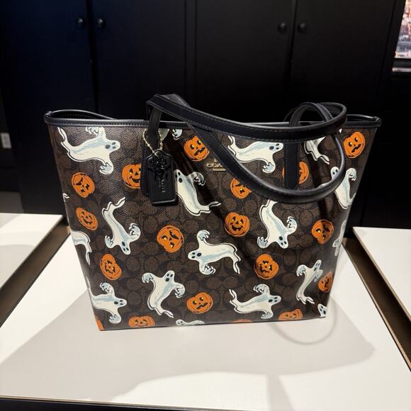 Last 1‼️Coach City Tote Bag Pumpkin Halloween Holidays CCE69 Gold/Walnut - Picture 1 of 6
